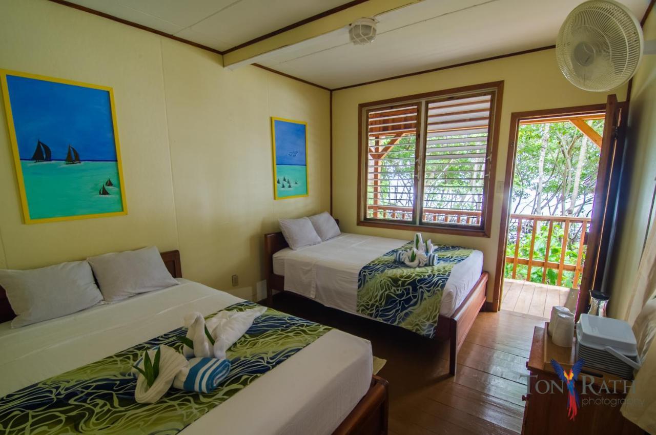 Pelican Beach Resort South Water Caye Dangriga Esterno foto