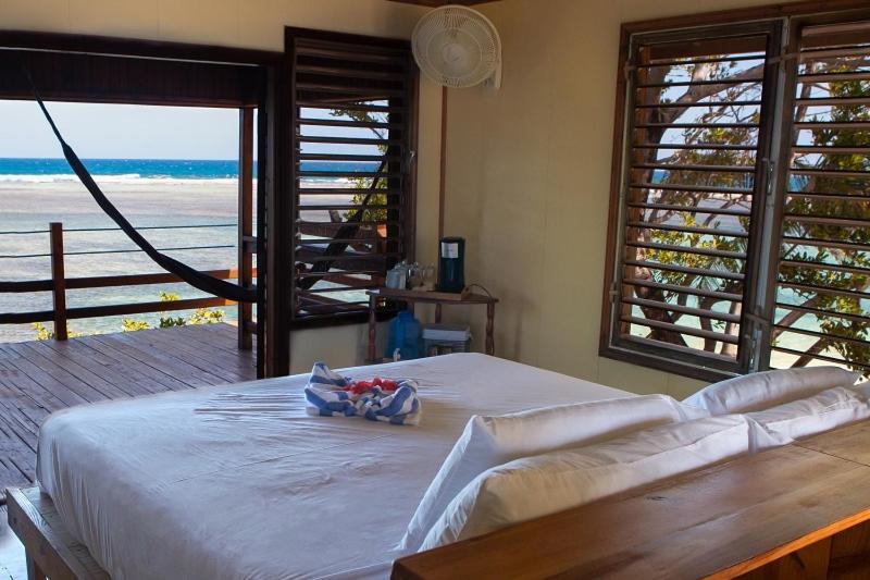 Pelican Beach Resort South Water Caye Dangriga Esterno foto